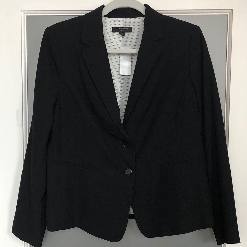 NWT Ann Taylor Black One Button Suit Jacket